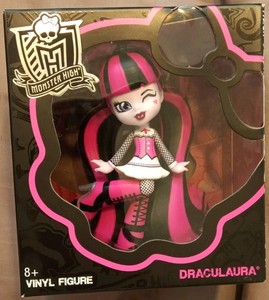 Mattel Monster High Draculaura Vinyl Figure 8+ Original Unopened CFC83/CFC84