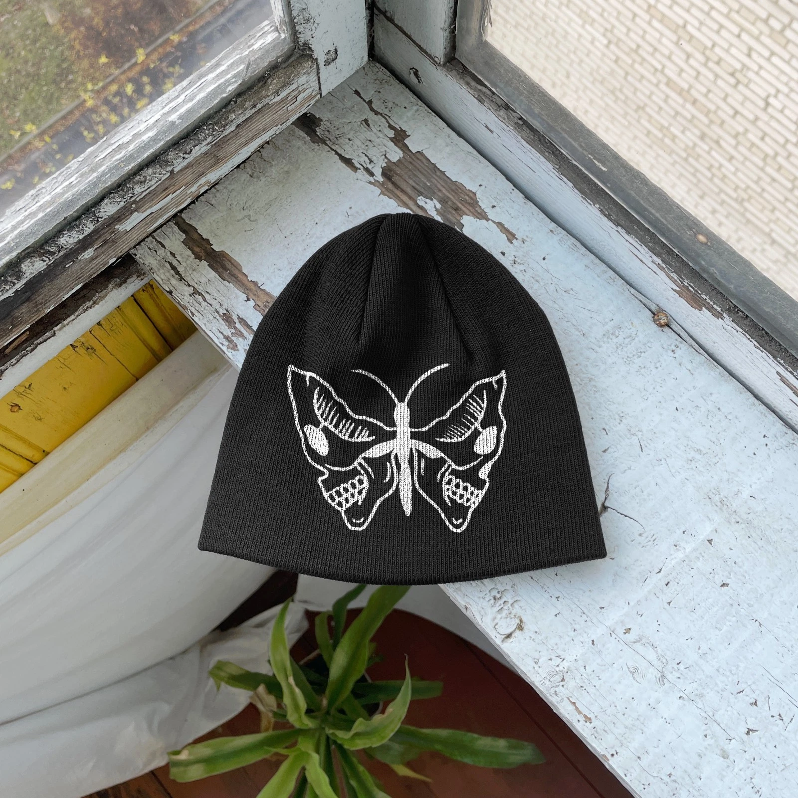 Skull Butterfly Beanie Hat – Y2K Aesthetic Goth Grunge Streetwear Hat