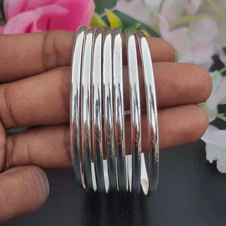Hammered Set of 7 925 Sterling Silver Bangles Beautiful Stacking Bracelet RR13 - Image 3 of 4