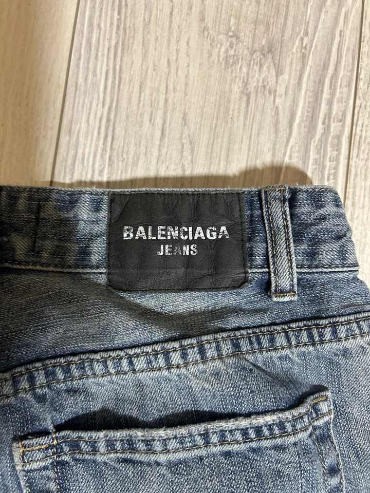 JEANS BALENCIAGA HOLGADOS AZULES Foto 4 de 4
