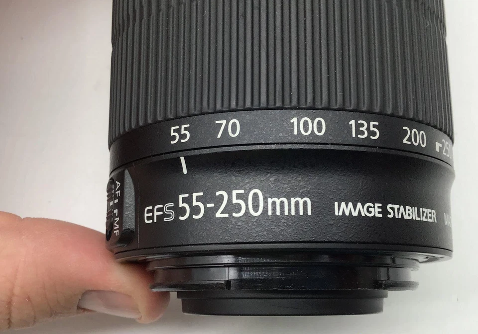 Canon EF-S 55-250mm f/4-5.6 IS STM Lens for DSLR – Excellent, Tested, w/ Caps - Image 3 of 4