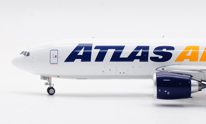 1:200 32CM InFlight ATLAS AIR BOEING 777-200 Passenger