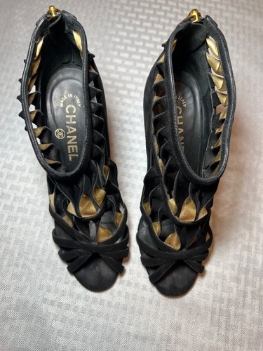 Chanel Wildleder Gladiator Heels Schwarz Gr. 6 US EU 37,5 Chanel Schuhe PREISSTURZ! - Bild 4 von 7