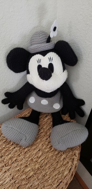 crochet minnie mouse doll