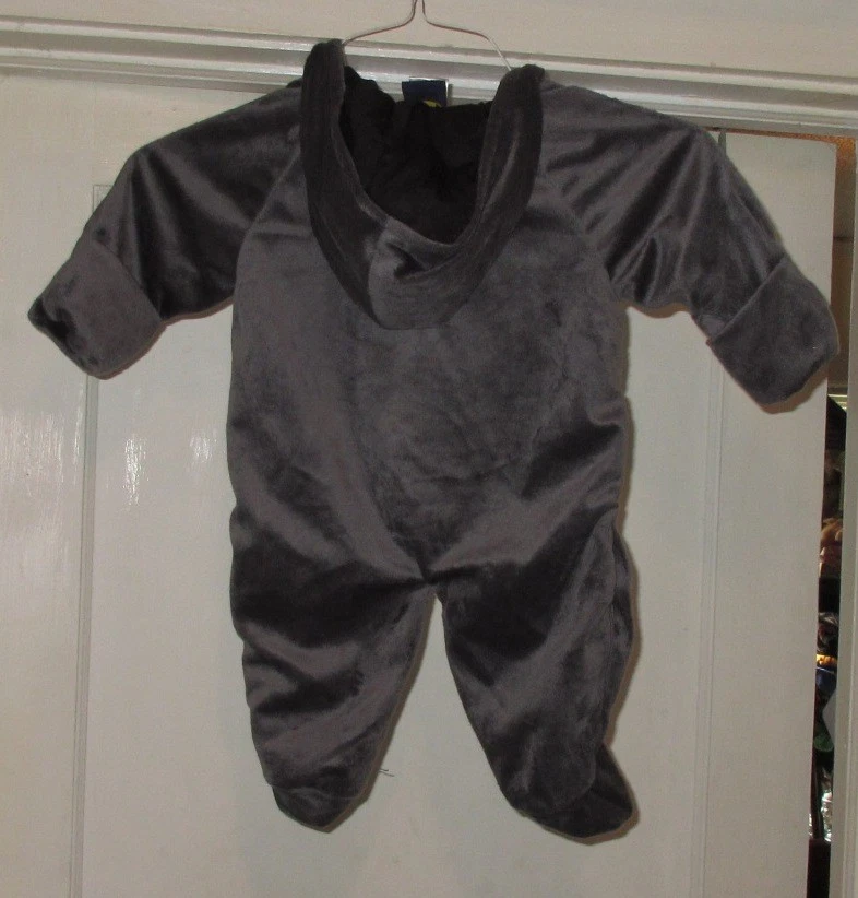 Boys' Batman Costume Super Soft 6-9 Month DC Comics Great Used Halloween OnePc - Image 4 of 4