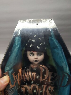 リビングデッドドールズ series7 sloth LIVING DEAD DOLLS BEDTIME SADIE SLOTH SERIES 7 SEALED COFFIN