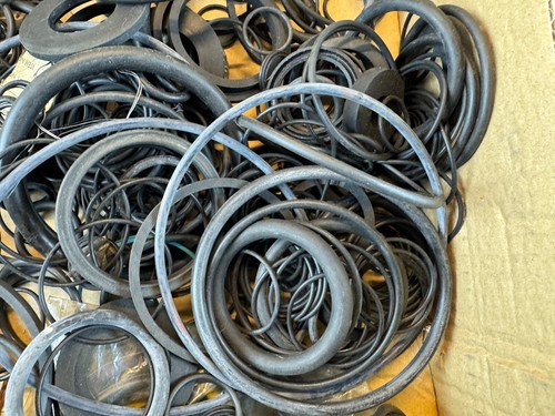 Huge Lot of Vintage O-Rings & Belts over 1 lb from Radio Repair Shop - Picture 6 of 14