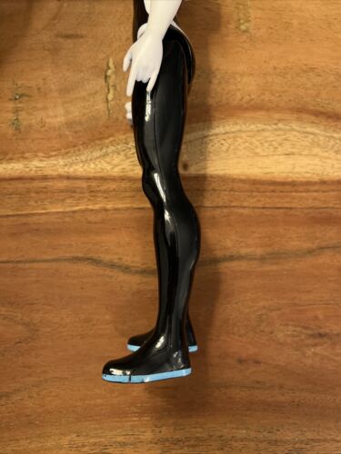 Marvel Spider-Man Modellino Ghost Spider Gwen Stacy Titan Hero Series 11 - Foto 11 di 12