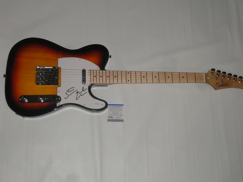 STEVE EARLE SIGNED SUNBURST ELECTRIC GUITAR AUTOGRAPHED LEGEND PSA COA 