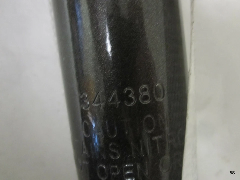 One Pair Left & Right Shock Absorbers Strut Assembly 344380 - Image 3 of 4