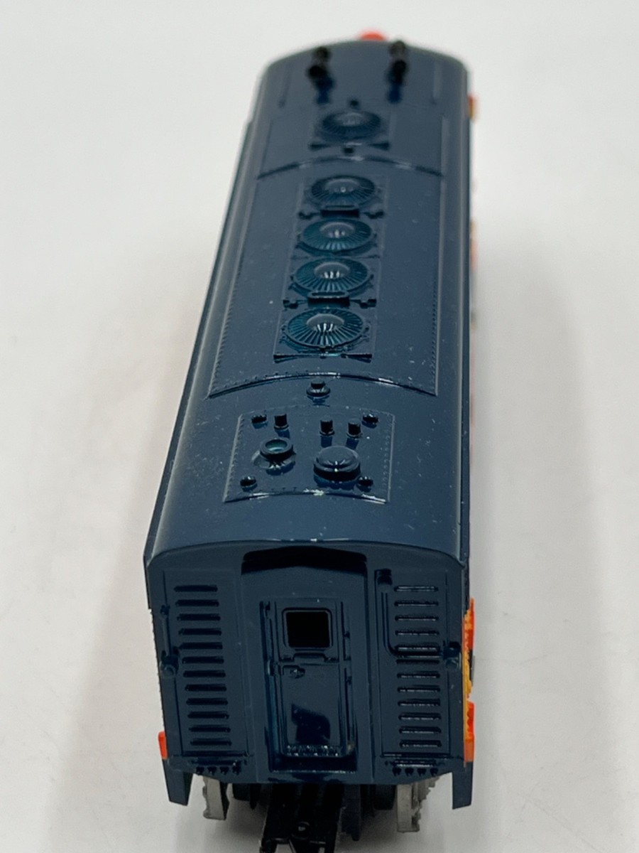 Tyco HO Scale Santa Fe F9-A Diesel Powered Locomotive 4015 Vintage Tyco HO Scale Santa Fe F9-A Diesel Powered Locomotive 4015 Vintage