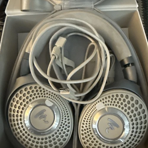 Focal BATHYS Over Ear HiFi Bluetooth Wireless Headphones - Dune