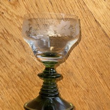 Set of 4 Green Beehive Stem