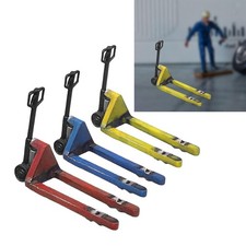 Modèle réduit de transpalette au 1/64 pour la décoration d'un réseau