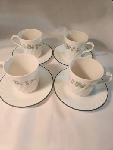 VINTAGE Set of 4 Corning Corelle Callaway Ivy Cups w/ Saucers  Set Of Four
