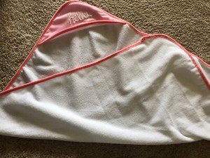 👼  BABY  hooded  bath towel ~ White with pink trim ~ hello