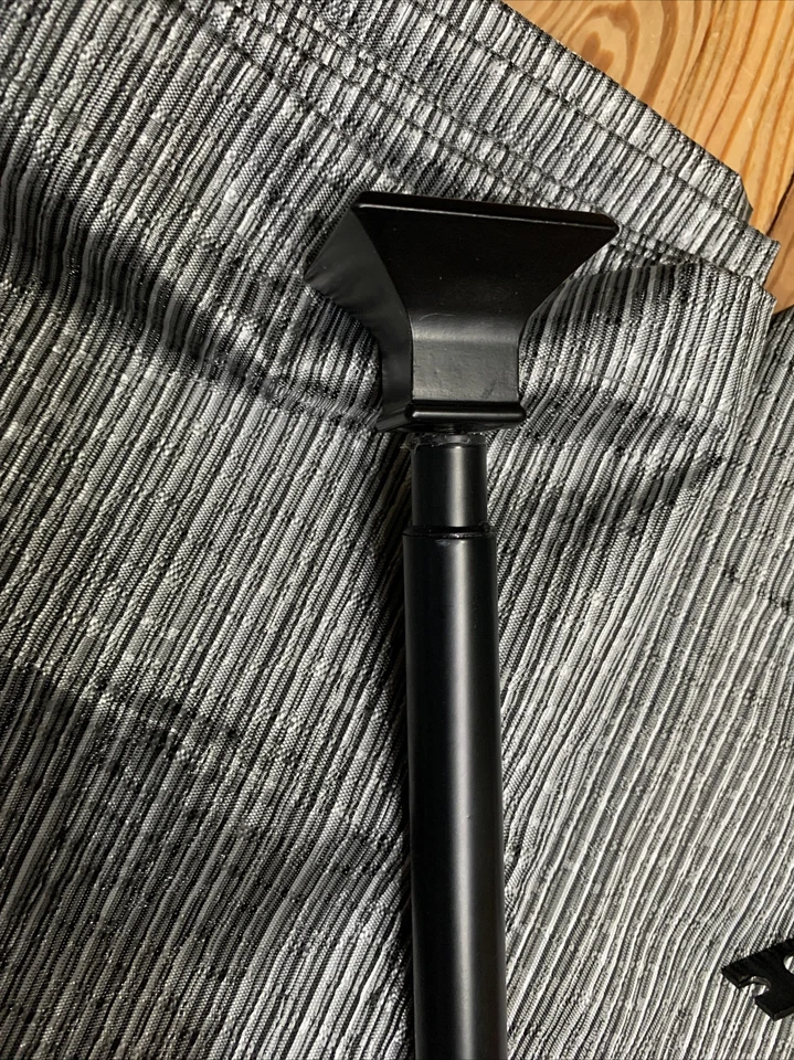 Juego de cortinas eclipse 42 pulgadas x 84 pulgadas y 48 pulgadas montura y soportes Foto 4 de 4