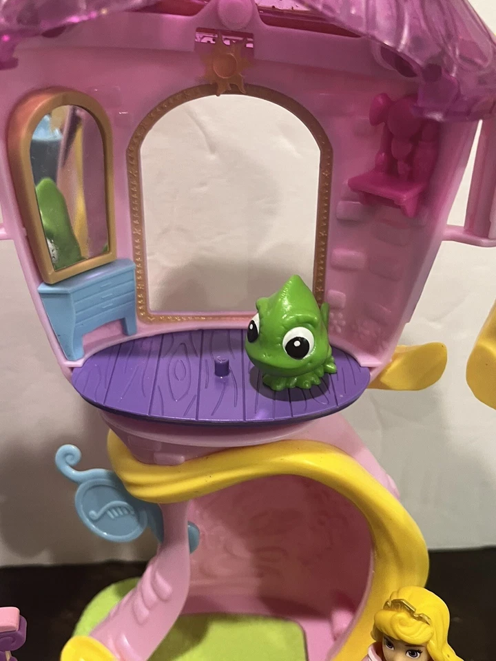 Torre Rapunzel Enredada Princesa Pequeño Reino Disney Foto 4 de 4