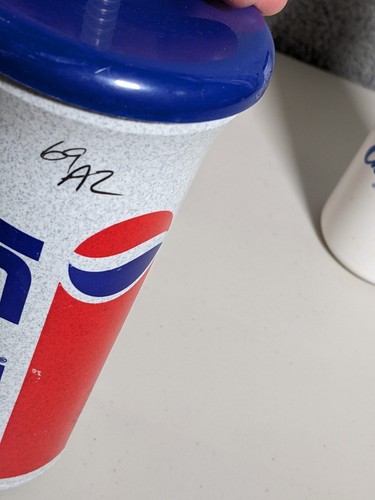 Lote de 5 botellas deportivas de plástico Pepsi vintage años 80 con pajitas - Imagen 9 de 13