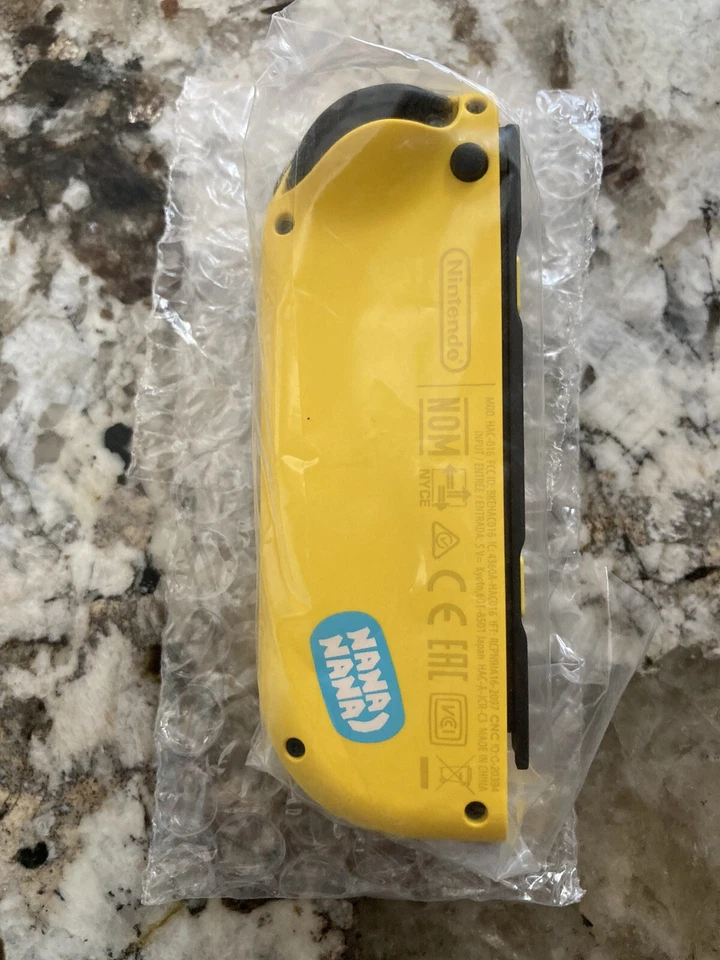 Nintendo Switch FORTNITE FLEET FORCE YELLOW RIGHT Joy-con ONLY NEW - Image 2 of 2