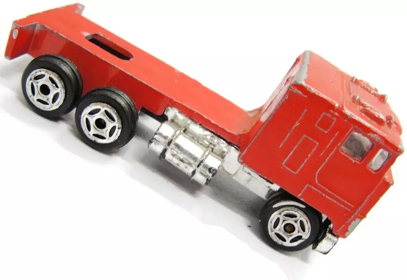 Vintage Unbranded Diecast Semi Truck Cabover Red Loose No Package