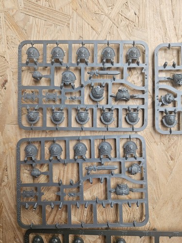 Warhammer 40k Deathwatch Kill Team Firstborn Upgrade Sprues Spares - Picture 2 of 4