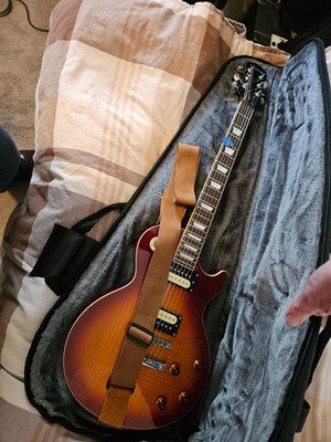 Epiphone Les Paul E-Gitarre Maple flame sunburst. Made in Korea!  Gibson Koffer