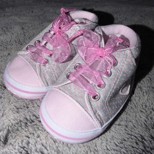 Infant Toddler Girl Fabric Sneakers Grey Pink Soft Sole Hearts Size 3 - 3.5