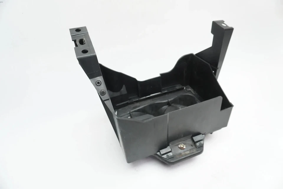 Portapilas Audi S3 8L batería orientada BL9103943 1J0804373E Foto 2 de 4