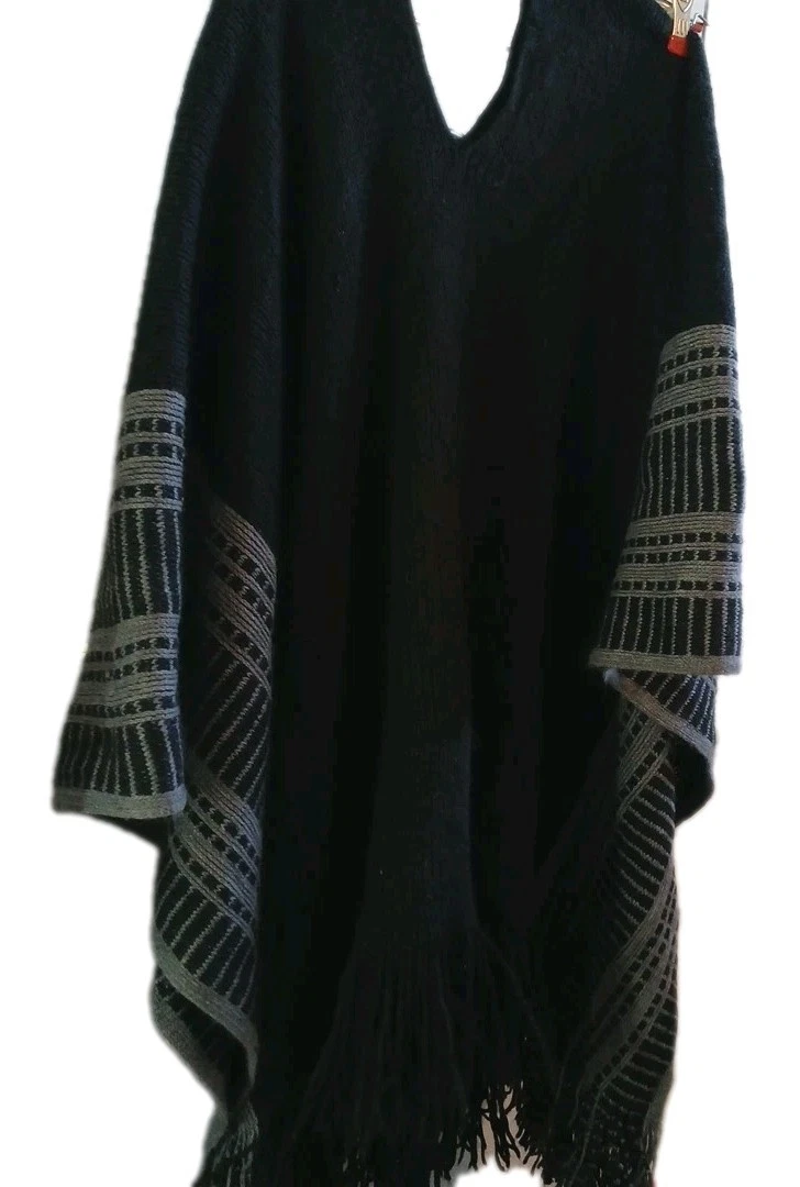 Boho Knit Fringe Poncho Wrap Shawl Black Grey Geometric Striped Cape One Size