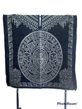 PONCHO , CALENDARIO AZTECA, UNISEX ADULT , GABAN , SARAPE, BLACK AND GRAY