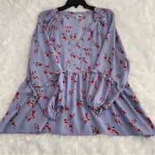 Counterparts Lavender Floral Top Women’s Size Large Ruffle sleeve Flowy!