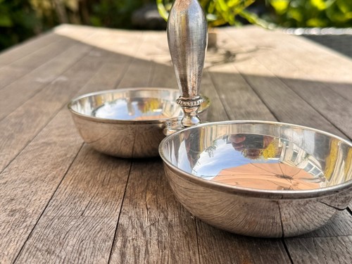 Silver Plate Double Dish With Centre carrying handle very decorative and elegant - Picture 9 of 17