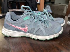 Nike Revolution 2 Women  s 8 Running Shoes Grey Pink Teal Lace Up EUC