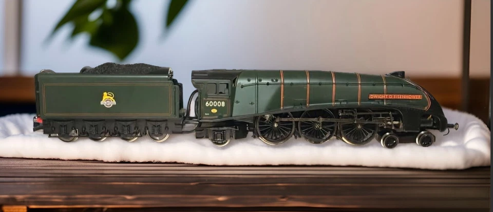HORNBY Live Steam OO Gauge (HO) Steam Locomotive 4-6-2 Dwight D. Eisenhower - Image 3 of 4