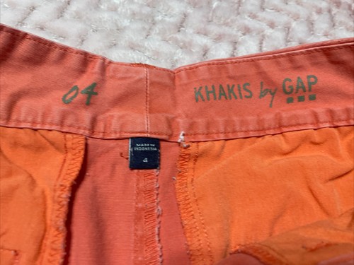 GAP Size 4 Lot of 2 Khakis Women's Chino Shorts - Picture 4 of 12