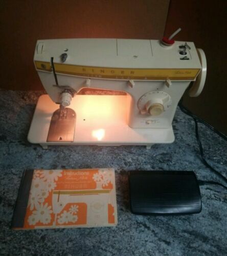 Singer M1000 Sewing Machine with 32 Stitch Applications and Accessories,  White, 1 Piece - Foods Co.