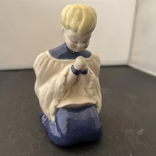 Kay Finch Choir Boy Large Navy Blue Praying Altar California Pottery Figurine