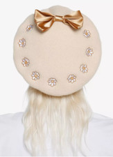 NWT-Super Cute Pompompurin Bow Daisy Embroide...