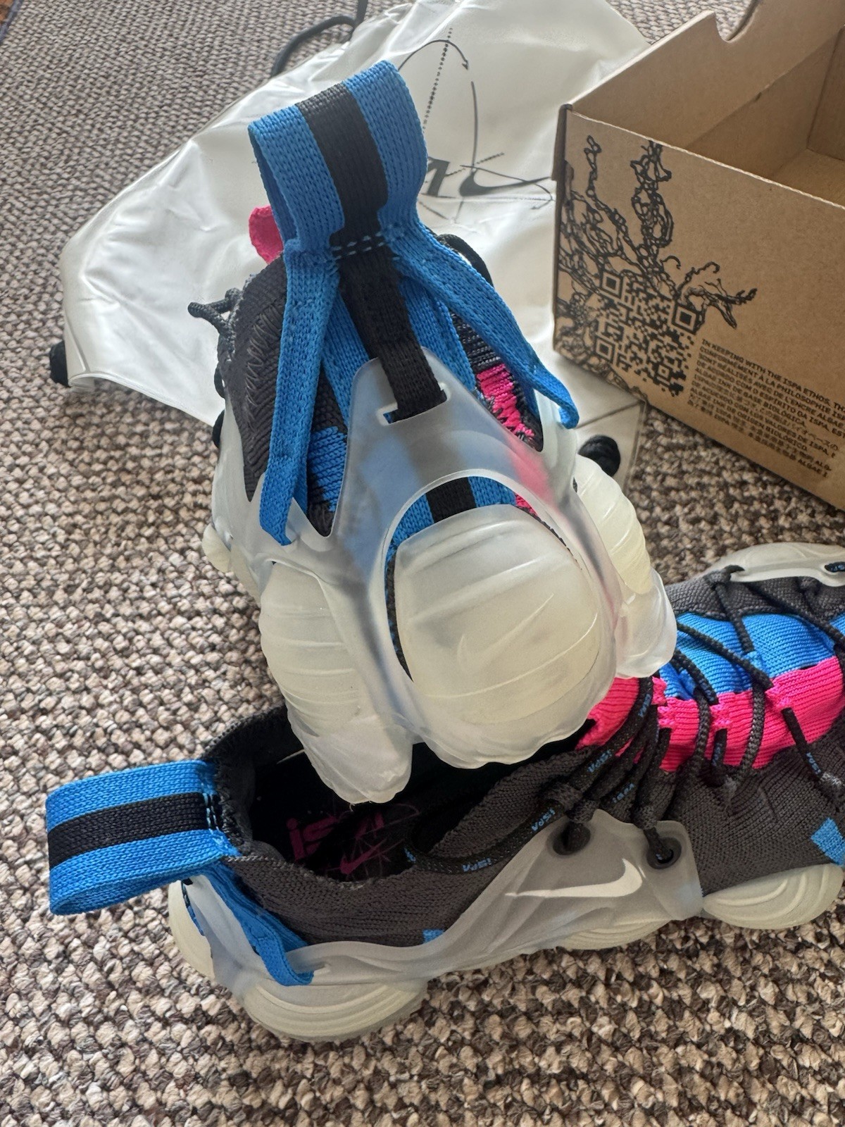 Nike ISPA Link Axis Anthracite Pink Blue Size 4 UK BNIB rare image 5