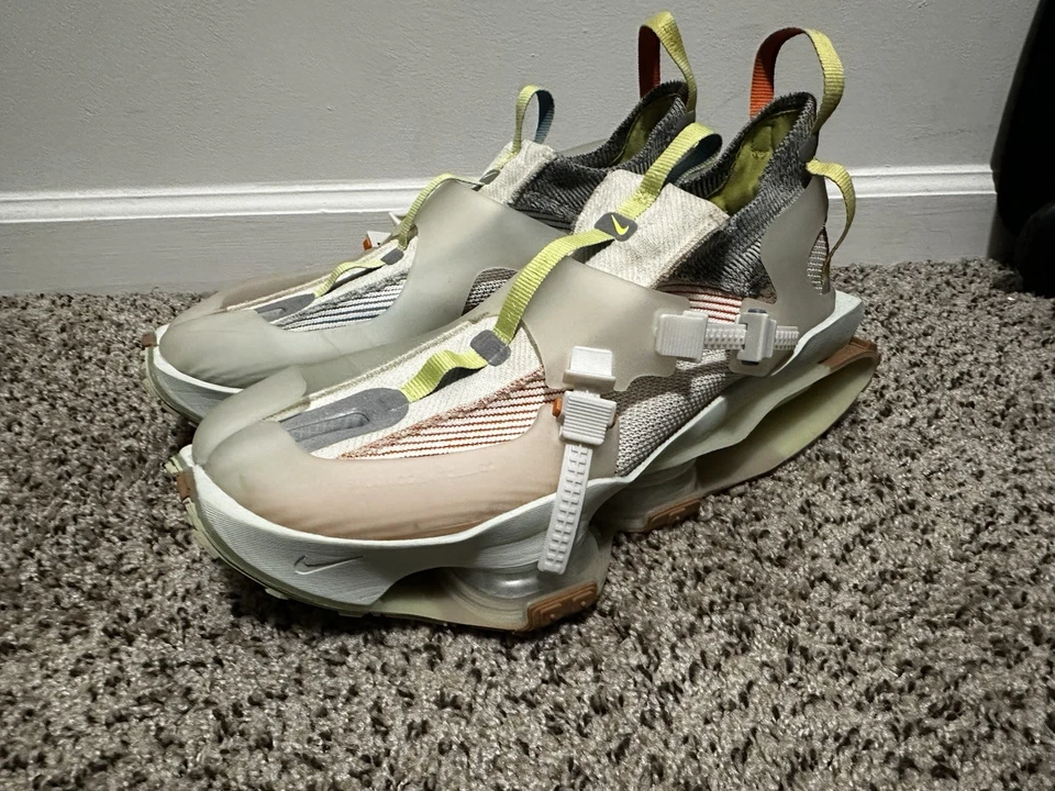 Size 14 - Nike ISPA Road Warrior Volt - NO BOX Ceramic - Image 3 of 4