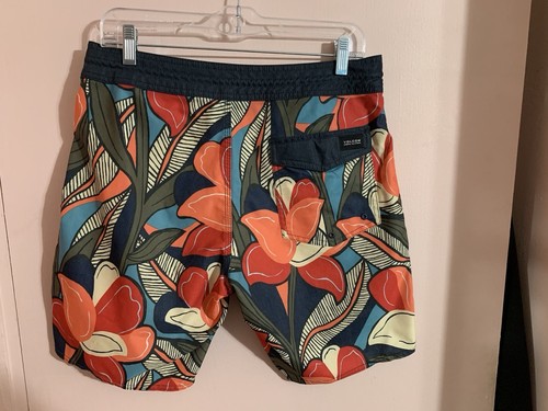 Volcom Men's Vintage Board Shorts, Colorful "Embrace the Strange" size 30 - Picture 2 of 3