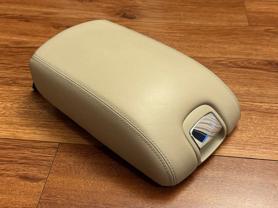 Оригинальная центральная консоль раздвижной подлокотник крышка желтовато-коричневая бежевая для Jaguar XJ8 XJR 2004-2009 годов выпуска  - Изображение 2 из 4