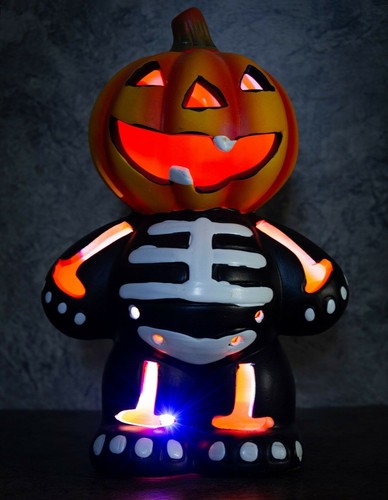 LED Halloween Skeleton Trick Or Treat 2 PC Ceramic Pumpkin Flashing Lights - Picture 4 of 5