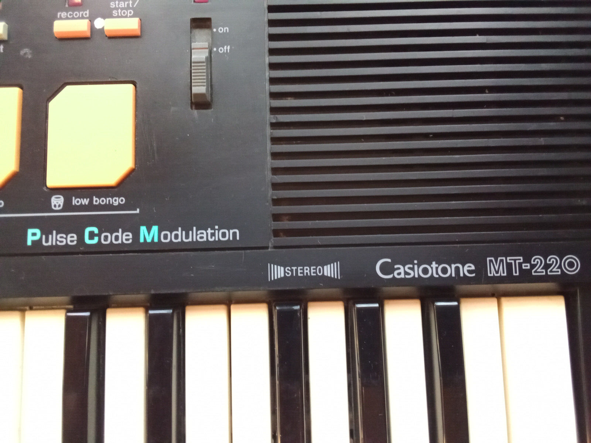 Casio Casiotone MT-220 Piano Keyboard Synth W/ Drumpad Casio Casiotone MT-220 Piano Keyboard Synth W/ Drumpad