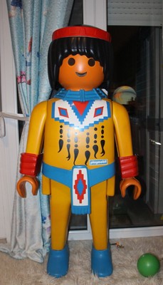 playmobil giant