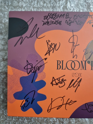 IZONE IZ*ONE 1th Mini Promo Sticker Bloom*iz Album Autographed Hand Signed - Picture 7 of 11