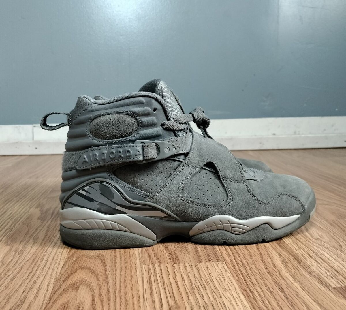 Air Jordan 8 Retro GS 'Cool Grey' Wolf Grey 305368-014 Youth Air Jordan 8 Retro GS 'Cool Grey' Wolf Grey 305368-014 Youth
