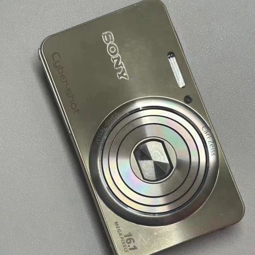 SONY Cyber-shot DSC-W570 16.1MP 5x Optical Zoom Digital Camera - Gold - Picture 6 of 12