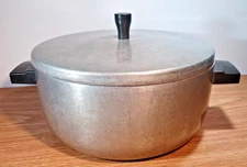 Vintage Enterprise Aluminum FAMOUS CHEF 10" 2 Handled Stock Pot with Lid